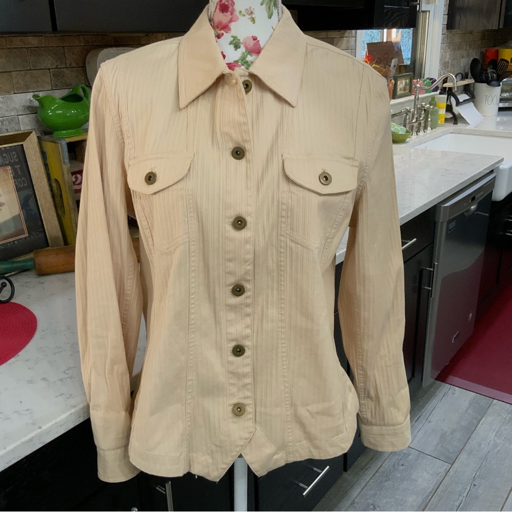 Coldwater Creek Ribbed Tan Jacket 
Button Front 4 Pockets Size 14 New W/out Tags
